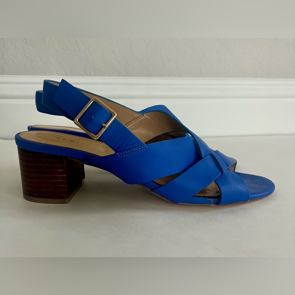 Talbots Plum Blue Women's Block-heeled Sandals Size 9.5